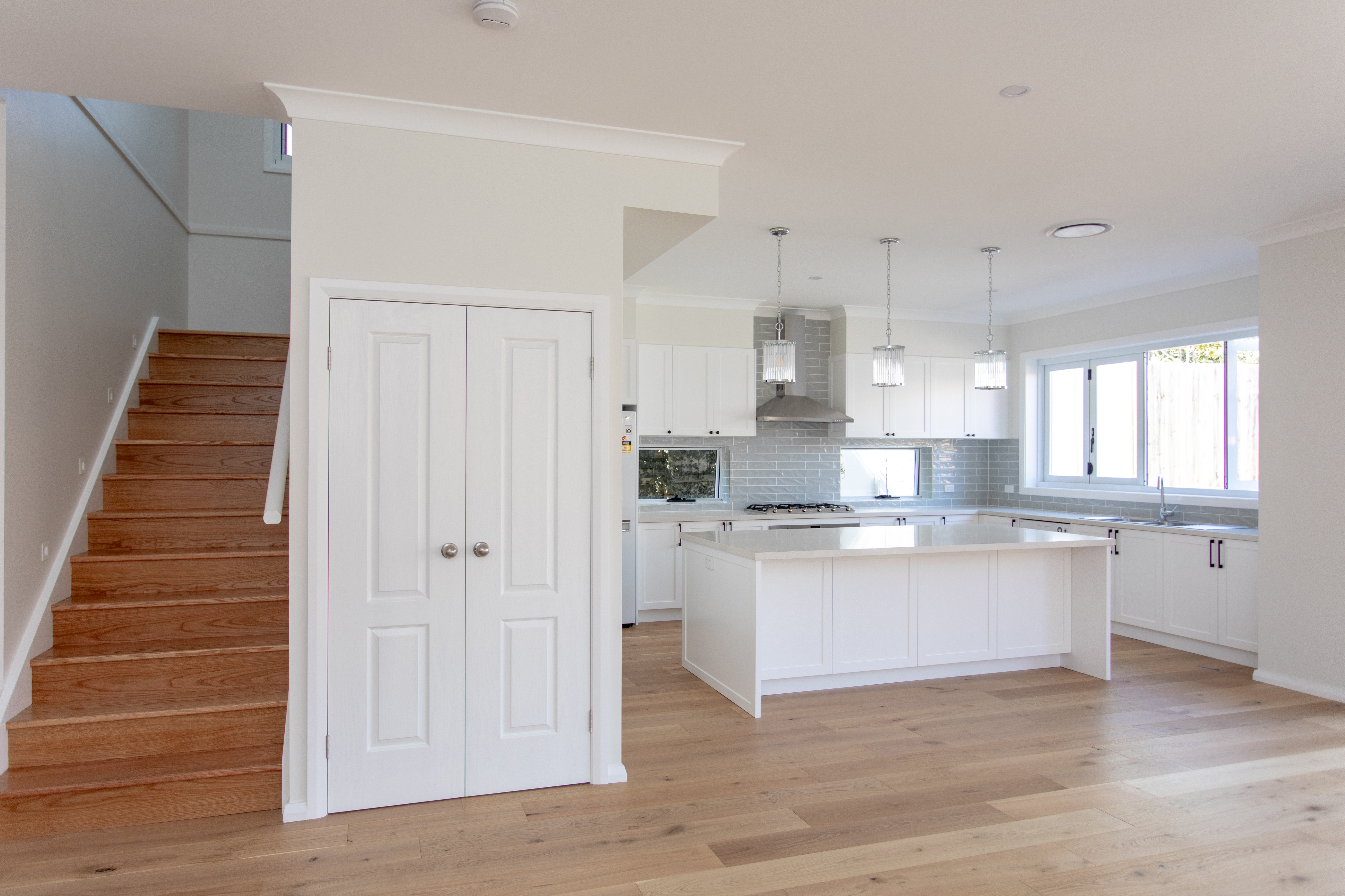 Meadan - Eastern Valley Way-18